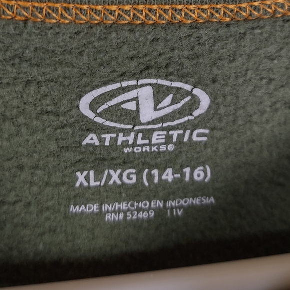 Athletic Works Pullover - Picture 5 of 6